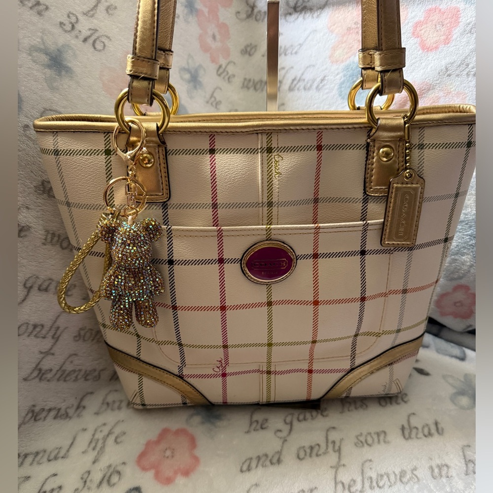 Coach Peyton Tattersall Plaid Tote EUC style No. F19174